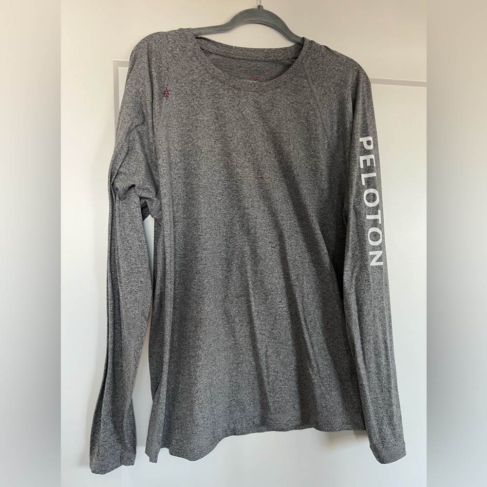Rhône x Peloton Mens Vapor Training Long Sleeve Shirt - size XL - gray